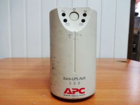 ИБП APC Back-UPS AVR 500
