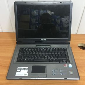 Ноутбук 15" ASUS x51r, T7200, 2Gb DDR2, 100Gb